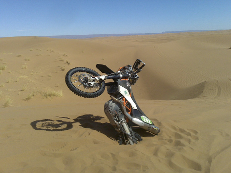 Don's KTM 690E stuck in the sand